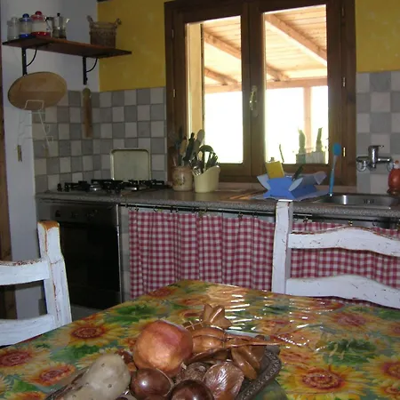 Grecale In Apartment